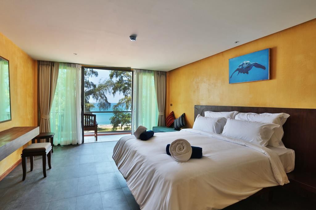 Coriacea Beachfront Boutique Phuket Resort - Sha Plus Mai Khao Exterior foto